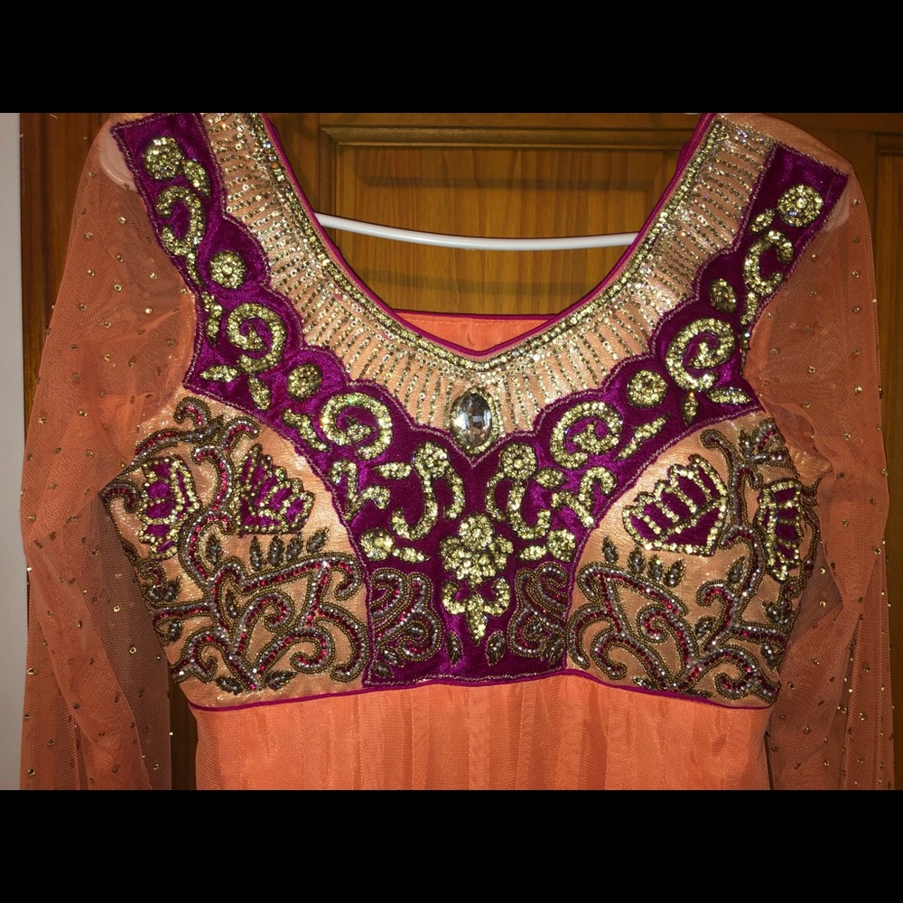 Desi/Indian Salwar Kameez
